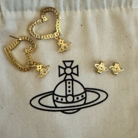 Vivienne Westwood Heart orb Dangle Earrings - Picture 5 of 5